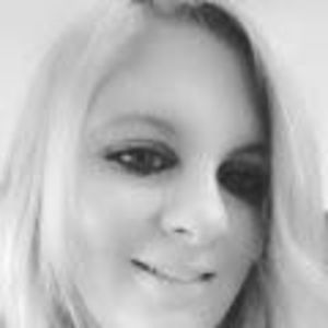 Meet your Posher, Kendra